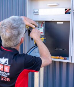 electricians lonsdale